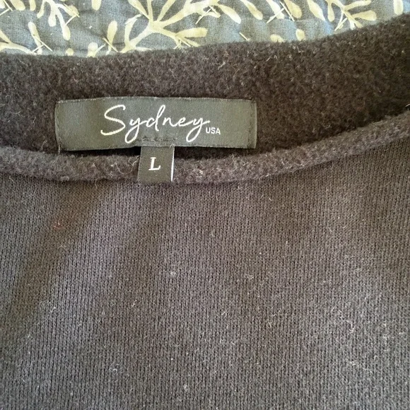 Black Boxy Short Sleeve Top - Picture 2 of 3